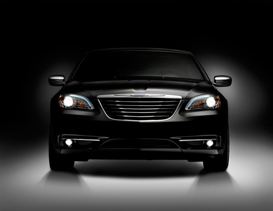  Chrysler 200 Sedan 2011 года  (фото 11 из 15)